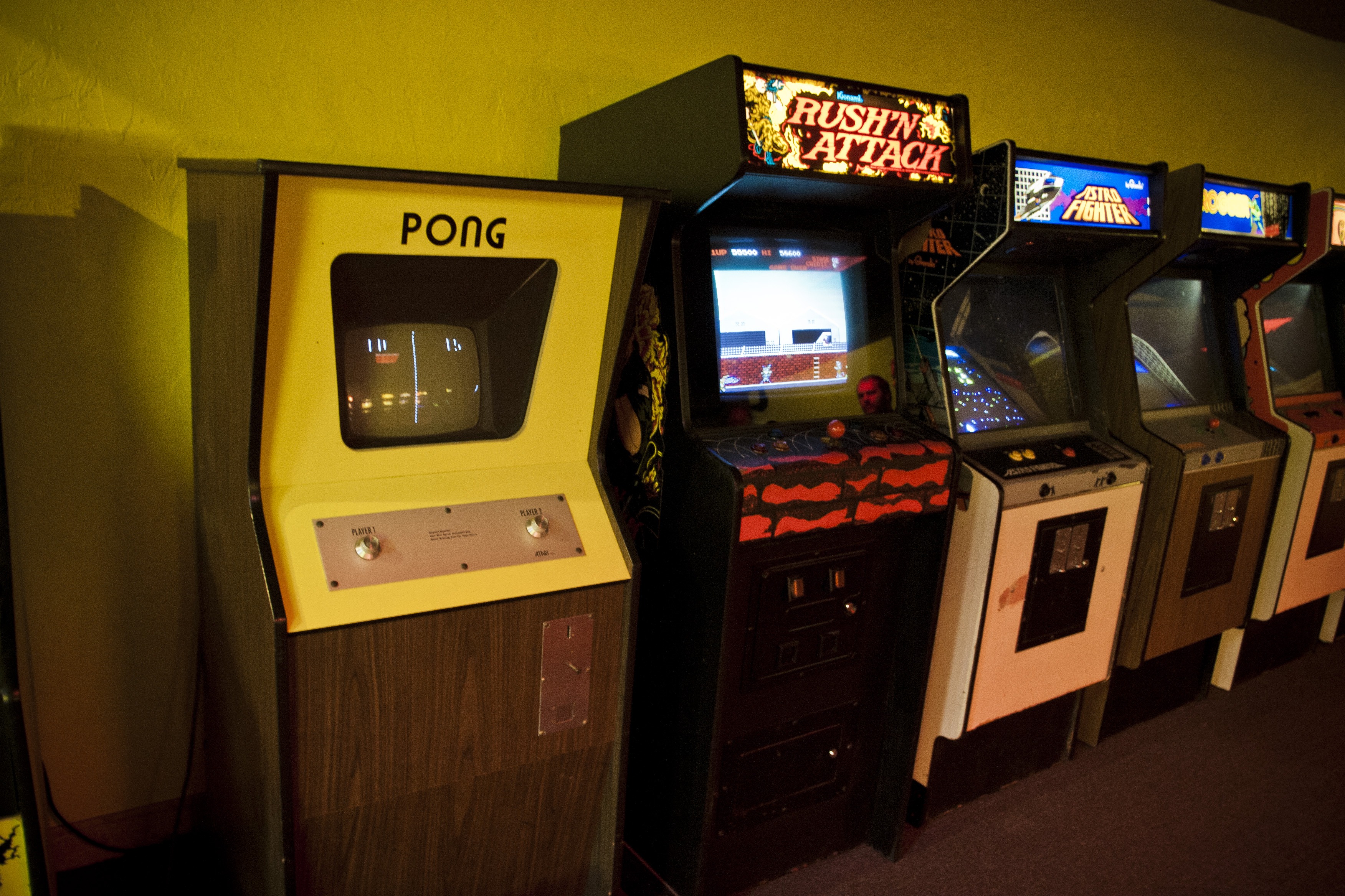 L'Histoire des Machines Arcade : De leurs Débuts à leur Renaissance